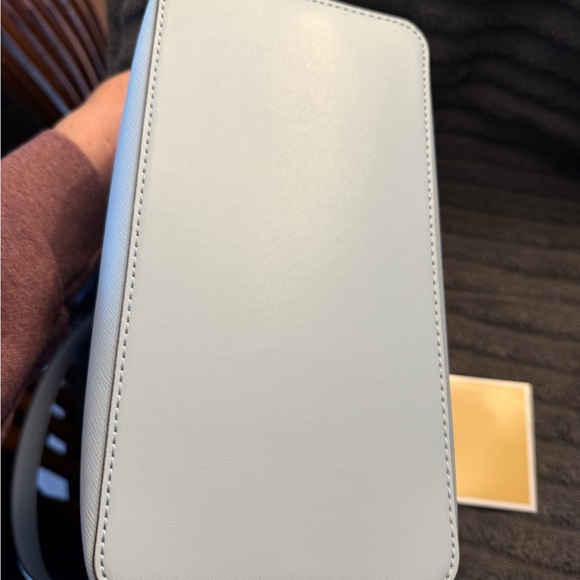 Michael Kors Pratt medium bucket shoulder bag in Vista Blue -NEW - Picture 4 of 8